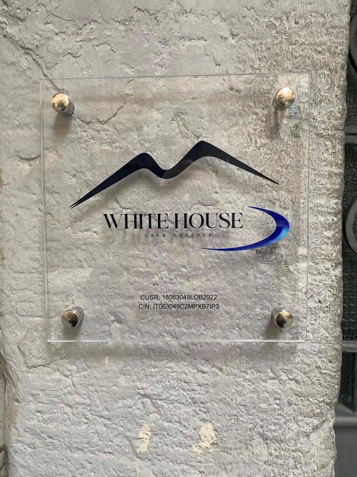 ナポリ White Houseヴィラ エクステリア 写真